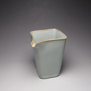 Angular Ruyao Fair Cup 汝窑方形公杯 200ml